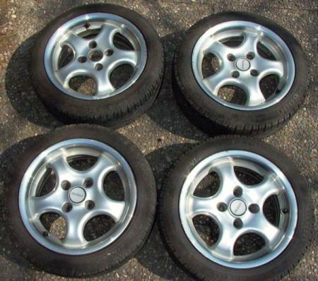 alu-felgen-dezent-pirelli-p-6000-renault-twingo-l.jpg