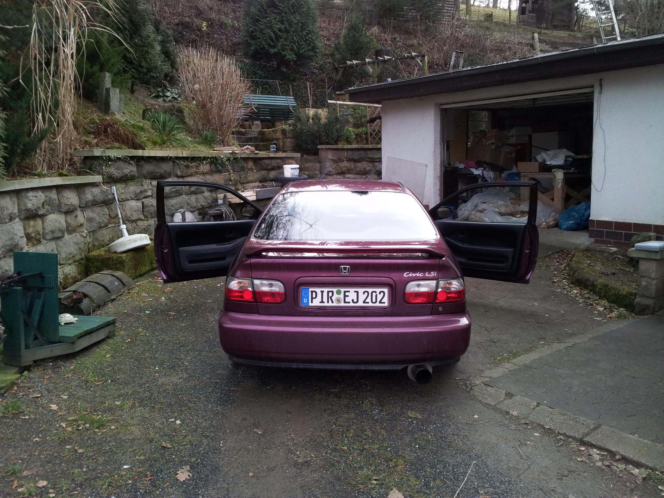 2011-12-14 13.27.41.jpg