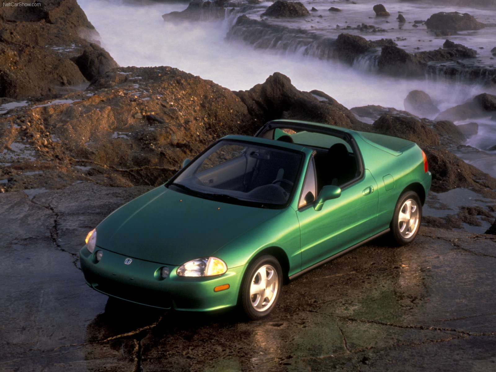 Honda-Civic_Del_Sol_Si_1993_1600x1200_wallpaper_03.jpg