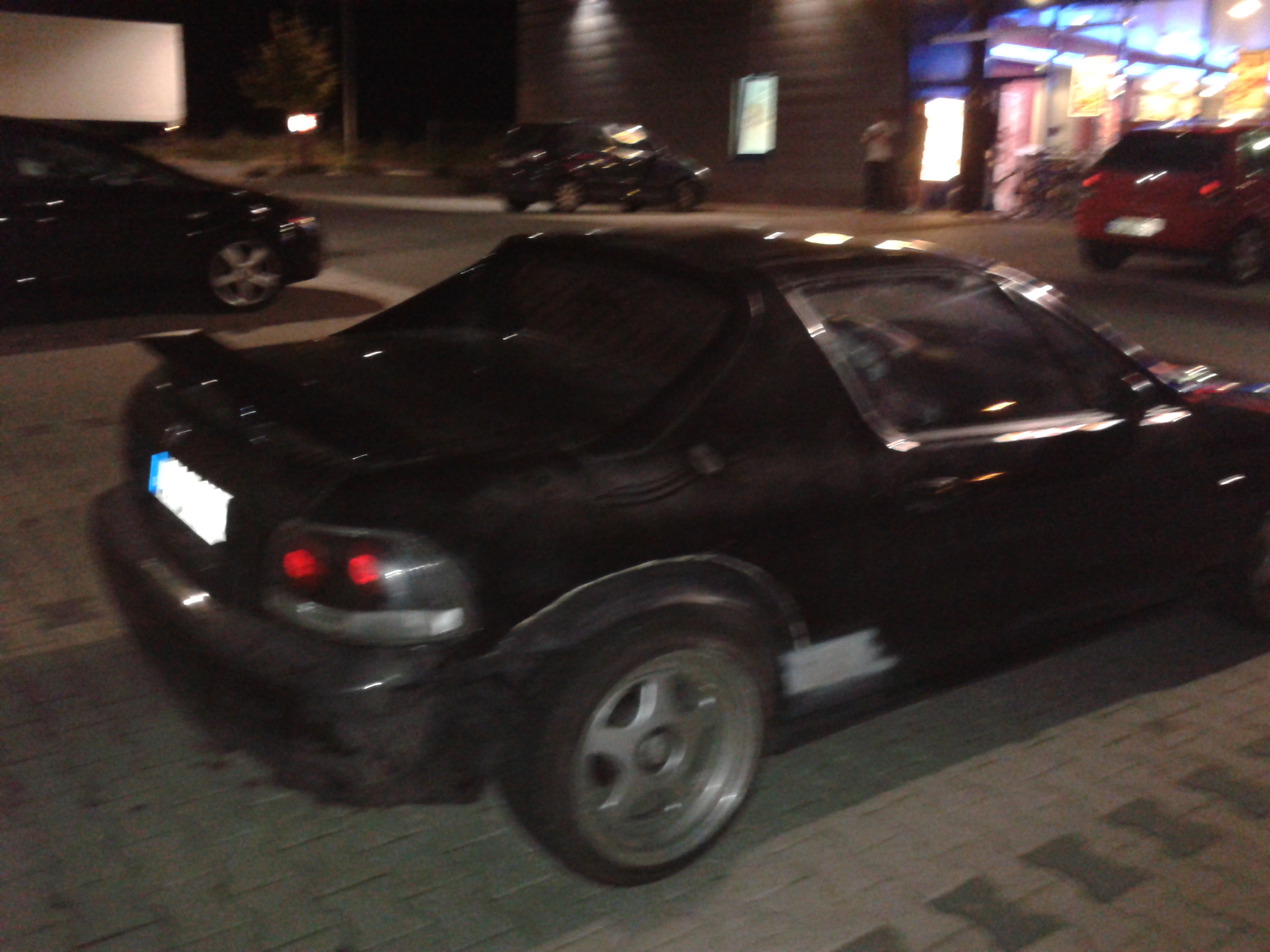 2011-10-04 19.37.14.jpg