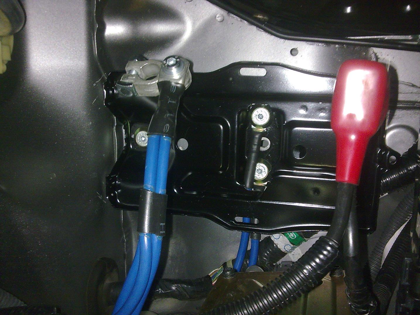 Massekabel eingebaut.jpg