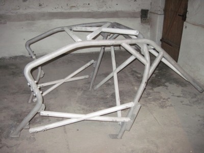 Käfig EG6 001.jpg