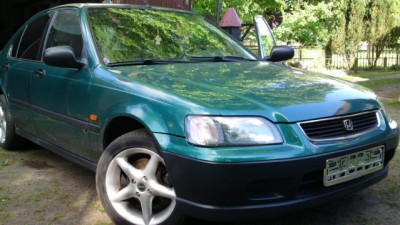 12052001.jpg