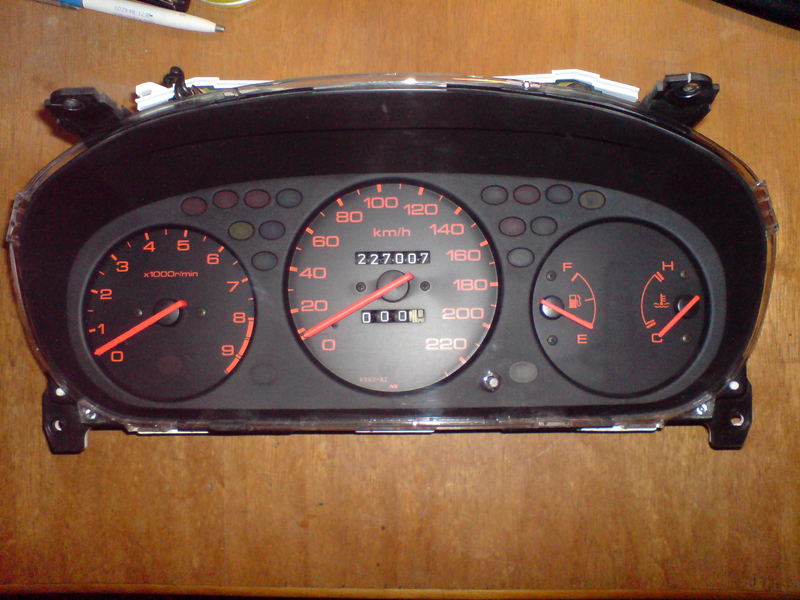 ek4tacho.jpg