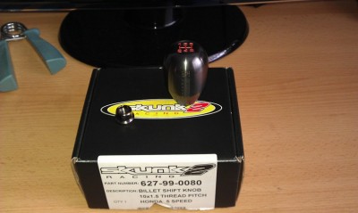 Skunk2 Schaltknauf.jpg