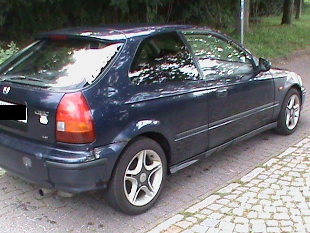 Civic2.jpg