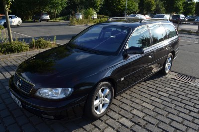 Opel Omega B.jpg
