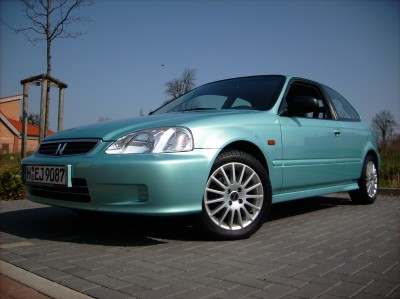 t_dsci0350_1354728158civic.jpg