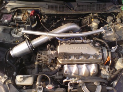 Motorraum Ej9.JPG