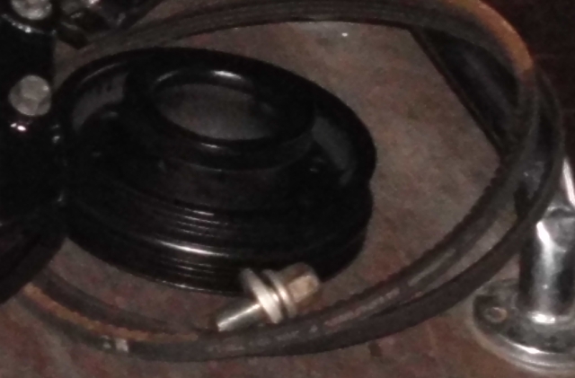 Riemenscheibe Servo.JPG