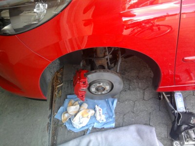 Bremssattel lackiert 01.jpg