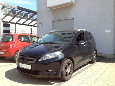 FR-V.jpg