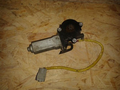 Fensterhebermotor.jpg