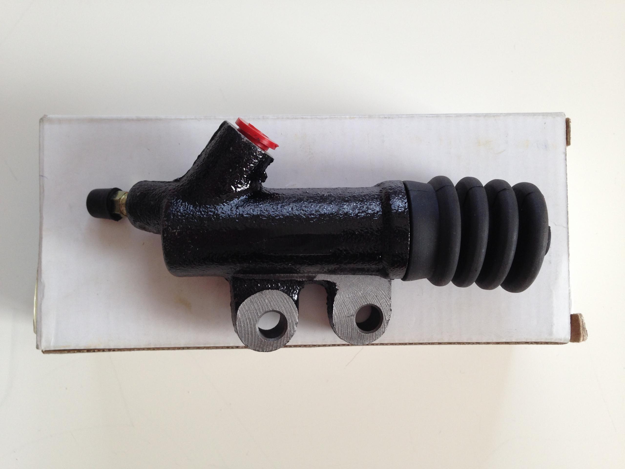 Kupplungsnehmerzylinder Civic EG4_001.JPG