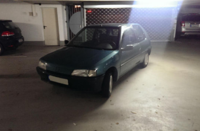 Peugeot 106XR.bmp