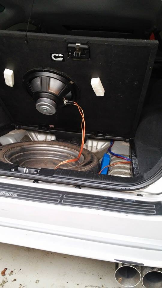 kofferaum Woofer Umbau.jpg