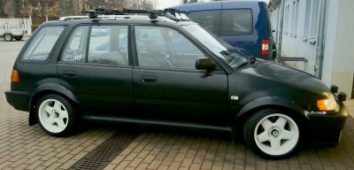 Wagovan goes Fenderflares.jpg