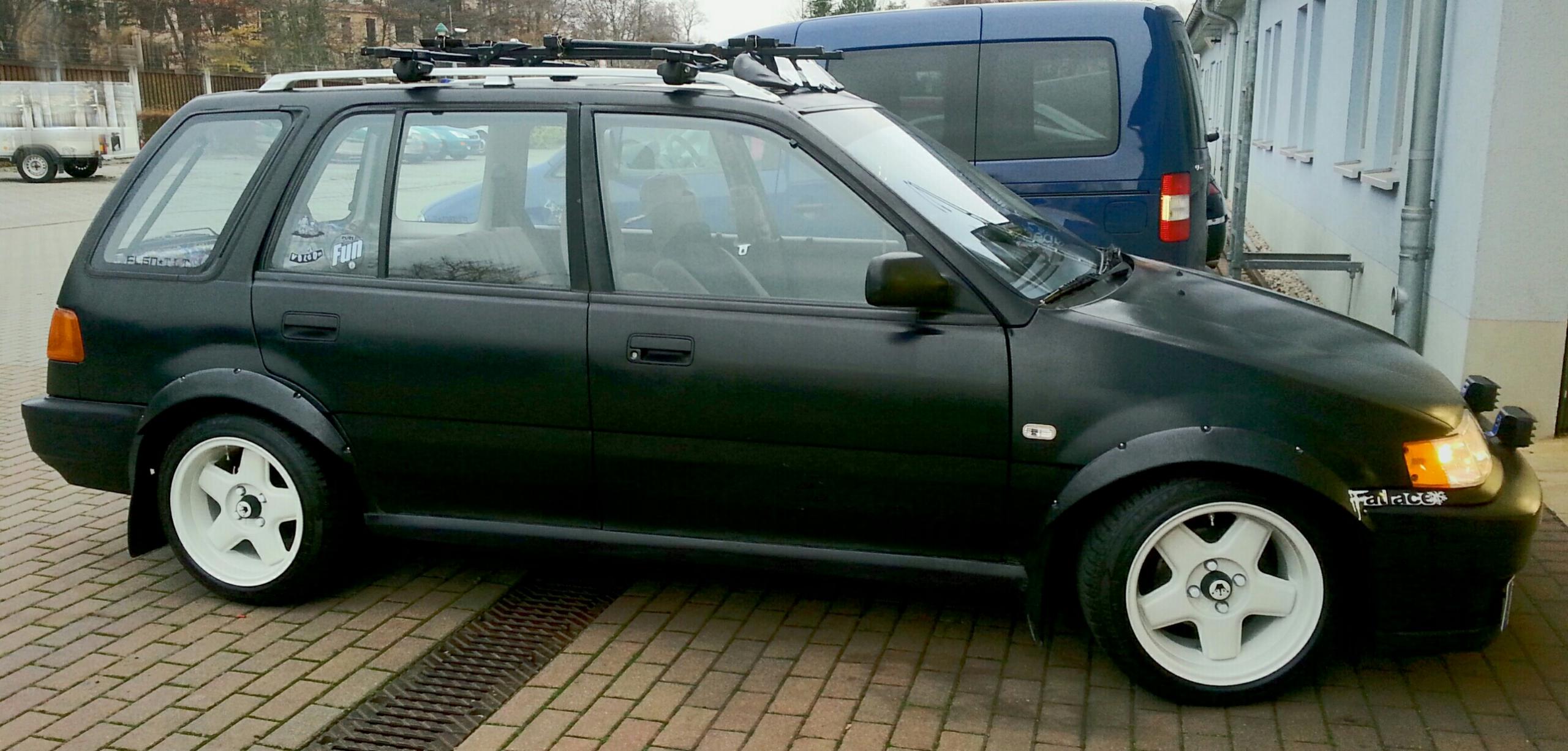 Wagovan goes Fenderflares.jpg