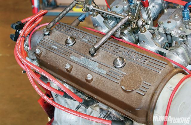 1980s-honda-CRX-GT4-engine-valve-cover-06.jpeg