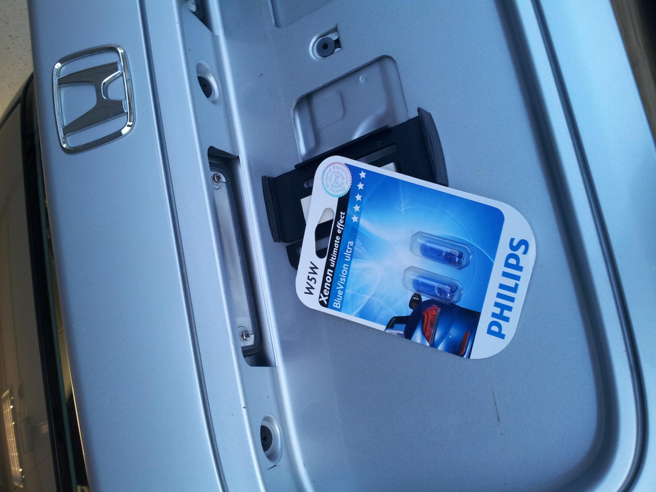 neue Kennzeichenbeleuchtung.jpg