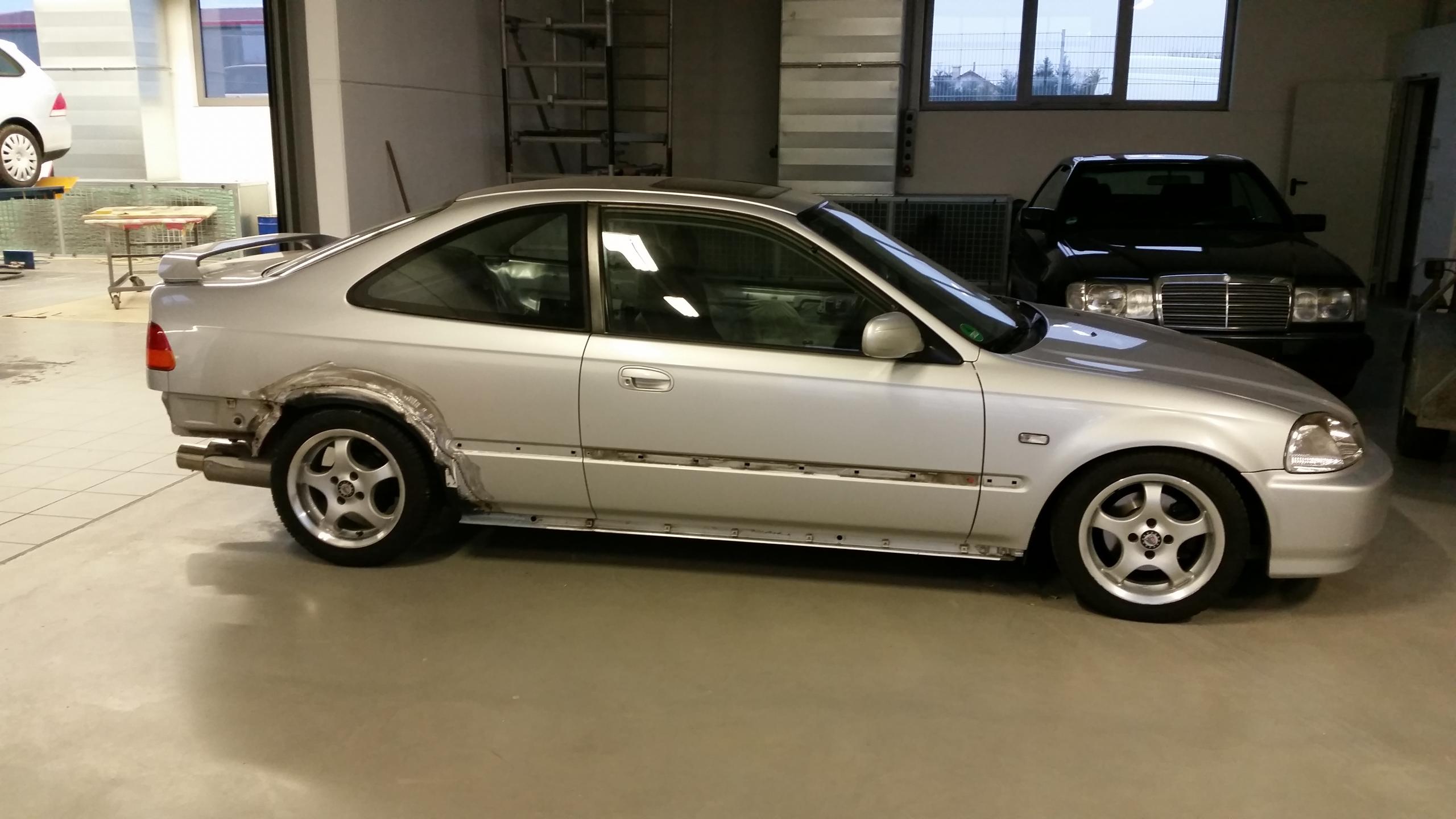 in der Lackiererei.jpg