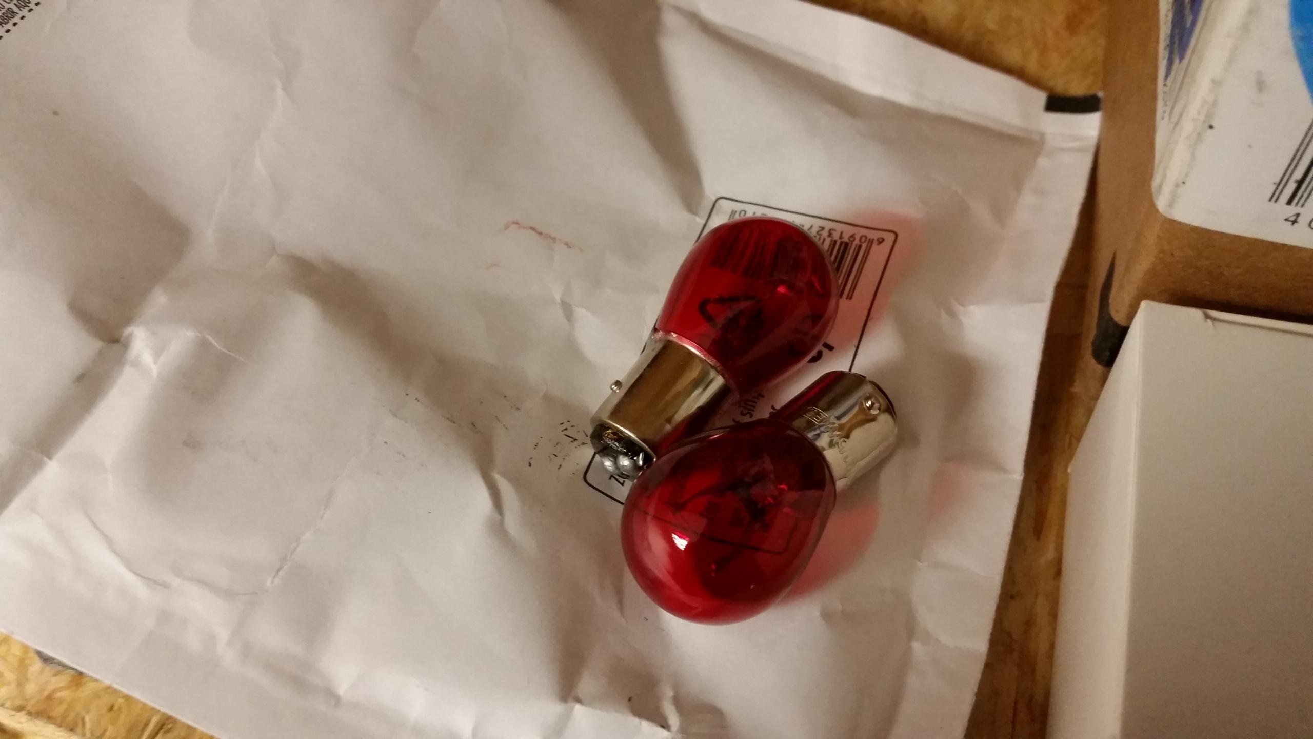 rote 2 Faden Birnen.jpg