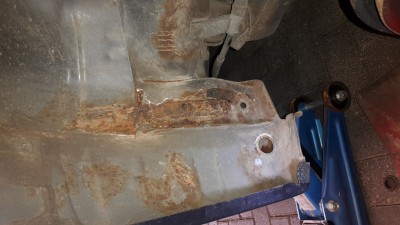 Frv Rost hinten links.jpg