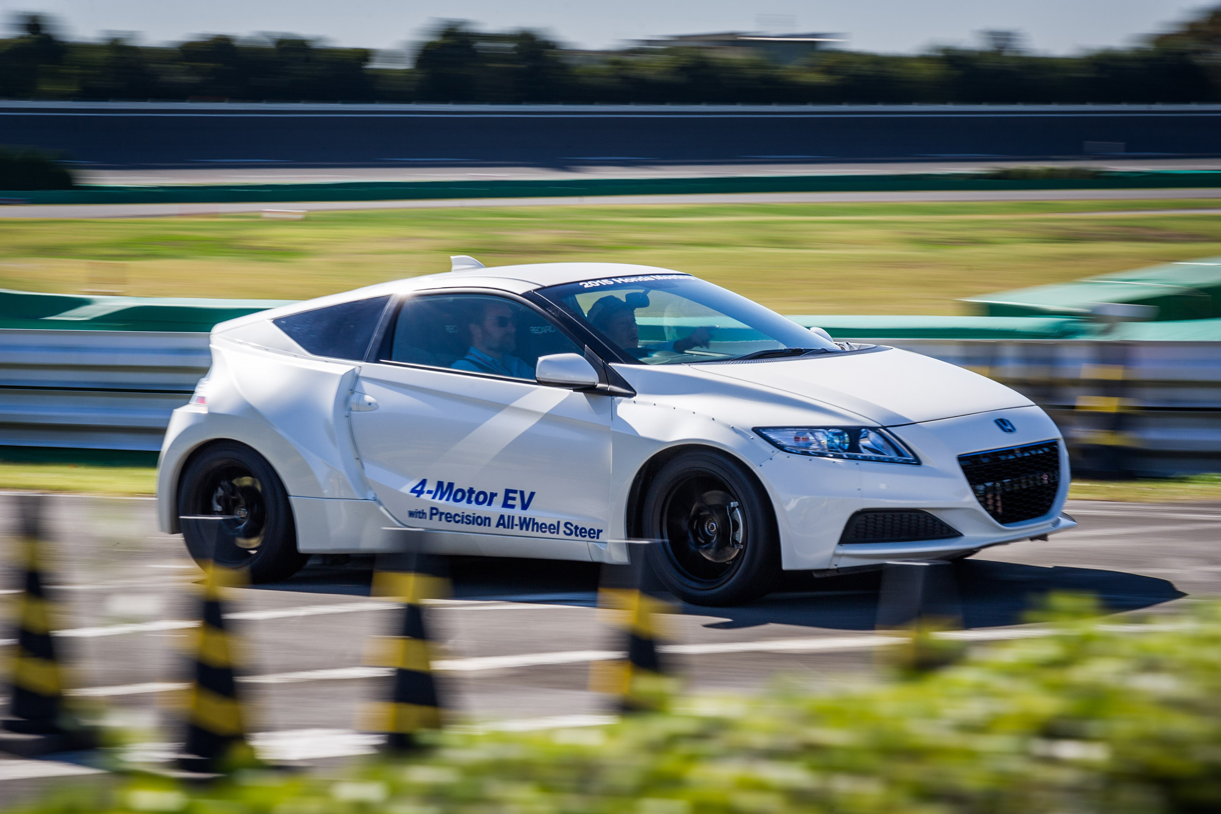 crz-ev-3.jpg
