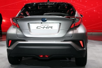Toyota-C-HR-2.JPG