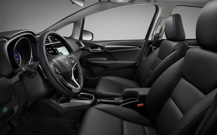 2016-honda-fit-front-seats.jpg