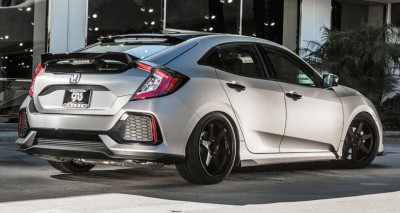 SetWidthWzI0MDBd-2017-Honda-Civic-Brushed-Metal-02-994x529.jpg
