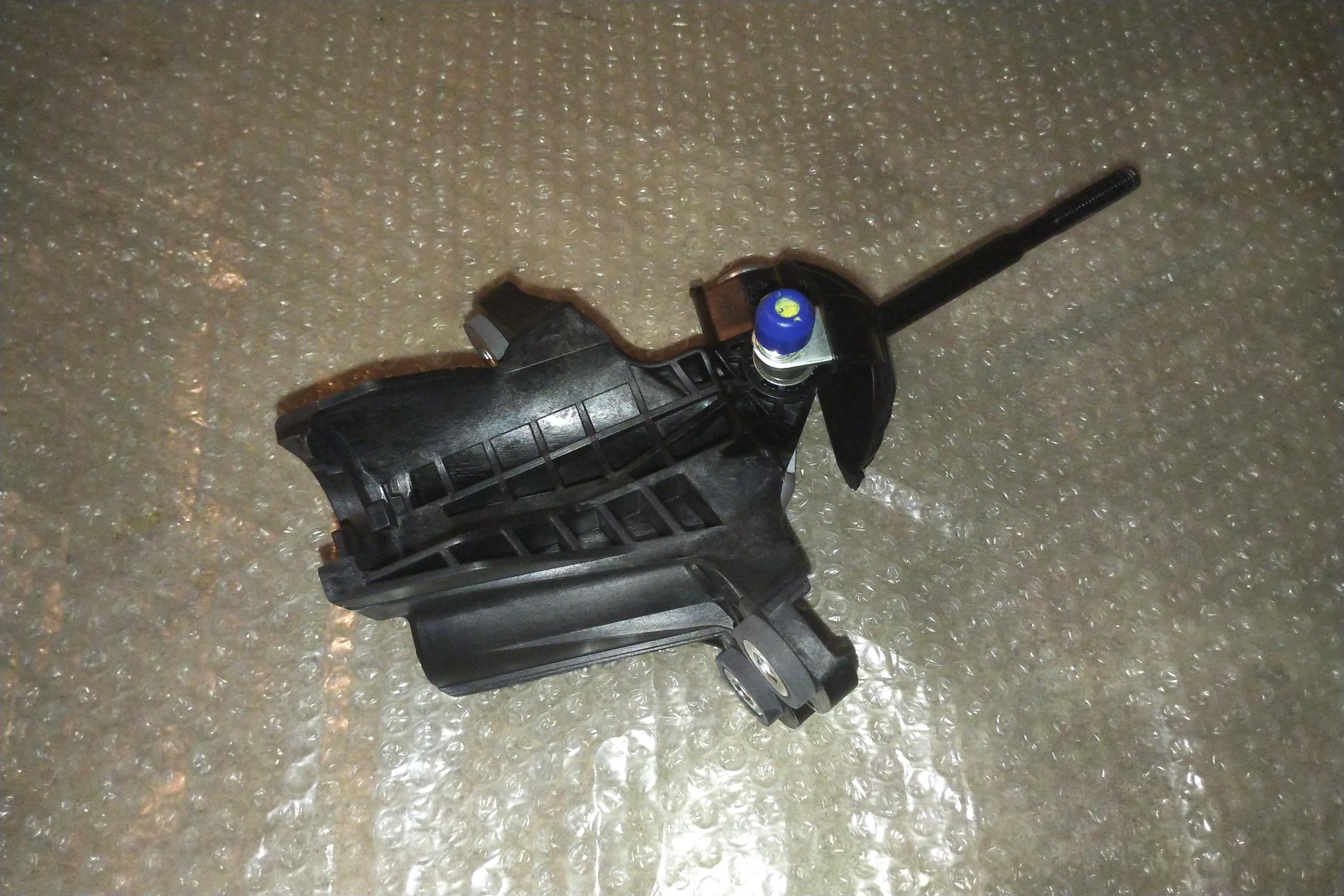 Shift lever Honda Civic FN2 NEW.jpg