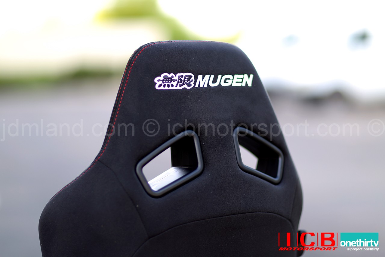 Mugen_MS_Z_Semi_Bucket_Seat_Alcantara_81110_XXG_K0S0_09.jpg