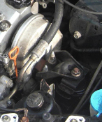 EJ9 Motorhalter.PNG